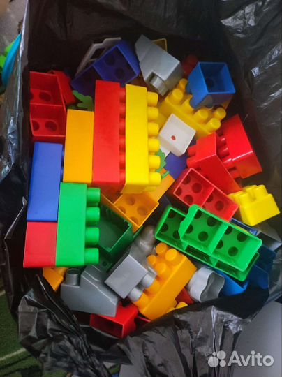 Развивающие игрушки пакетом