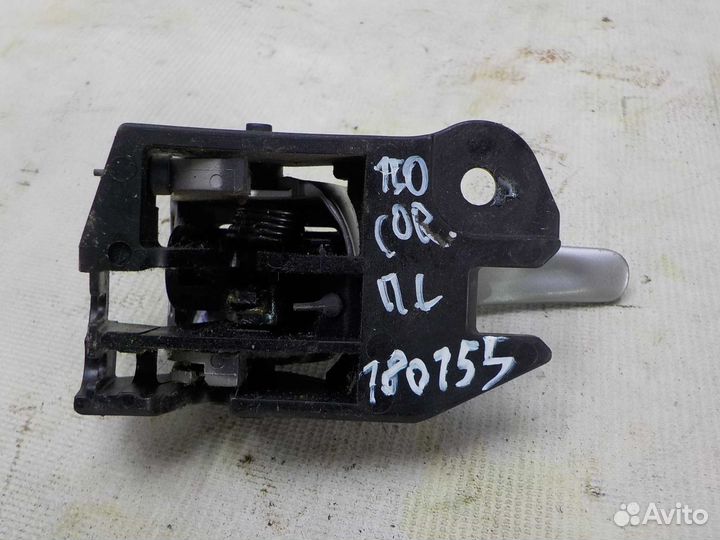 Ручка двери внутренняя toyota corolla 150 передняя