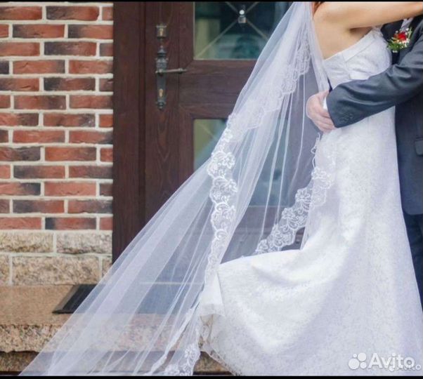 Свадебное платье 44 46 бу