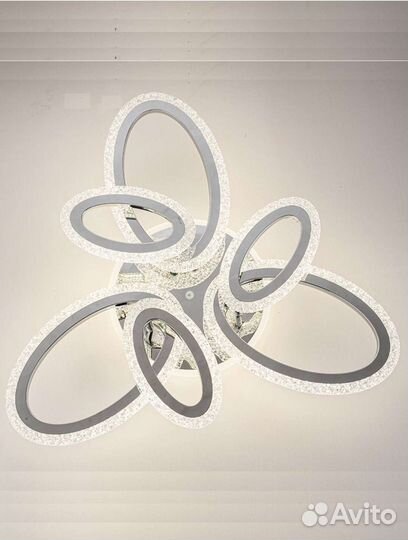 Люстра потолочная светодиодная с пультом новая