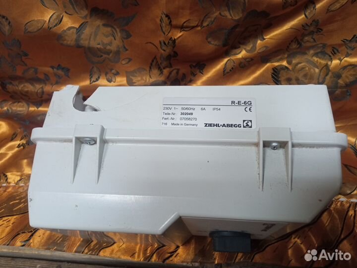 Пятиступенчатый трансформаторный регулятор скорост