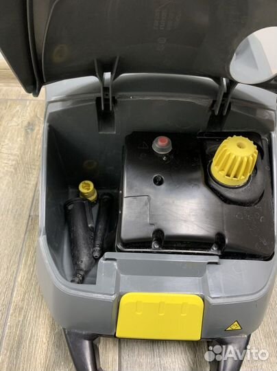 Парочеститель Karcher SG 4/4