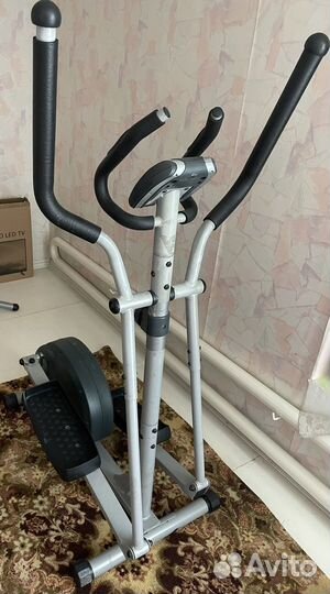 Эллиптический тренажер