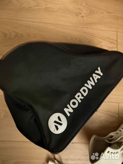 Коньки фигурные 38 размер