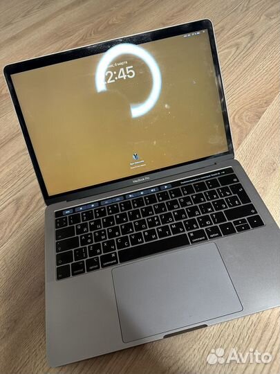MacBook pro 13 i5 2018