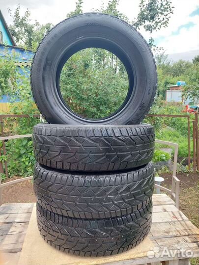 Kormoran Snow 205/65 R16 95H