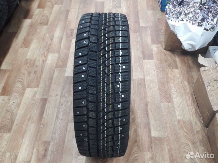 Viatti Brina Nordico V-522 205/50 R17 89T
