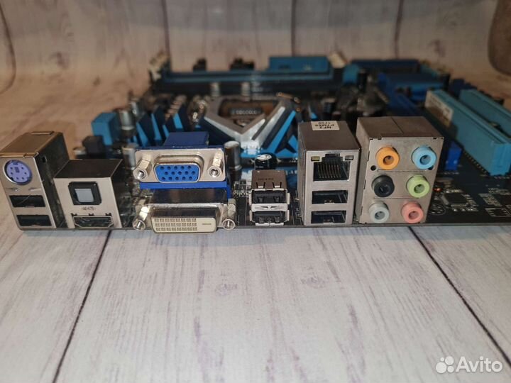 Материнская плата lga 1156