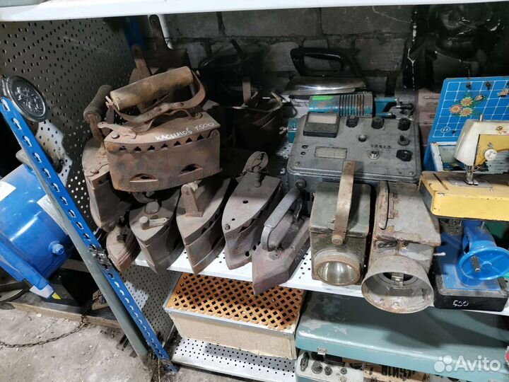 Старинные утюги