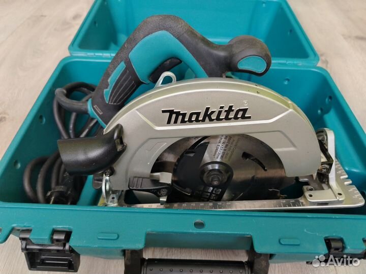 Пила дисковая Makita HS 7611 K