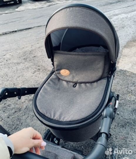 Продам коляску 2 в 1