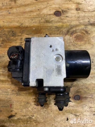 Блок abs Volkswagen Passat 3C5 BVY 2005-2010