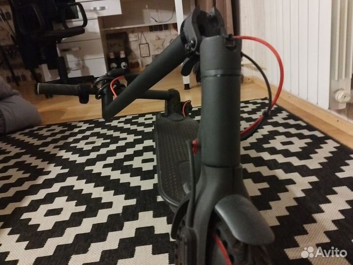 Электросамокат xiaomi m365