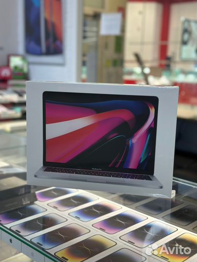Macbook pro 13 M2 8/512