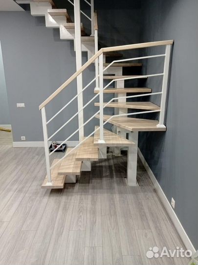 Лестница на второй этаж