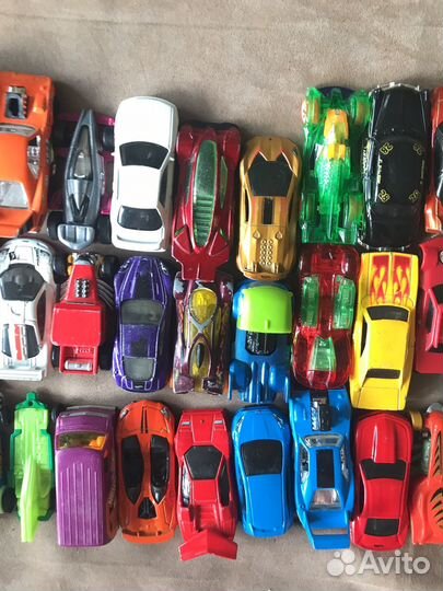 Hot wheels машинки