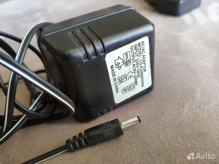 Зарядные устройства и провода