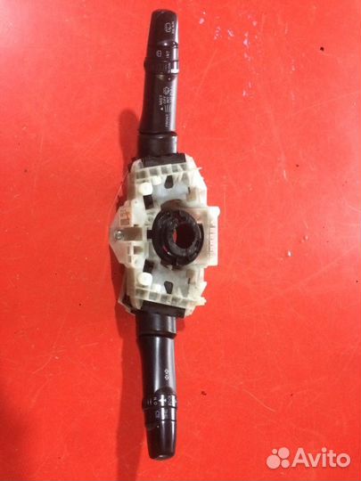 Подрулевой переключатель Mitsubishi Outlander