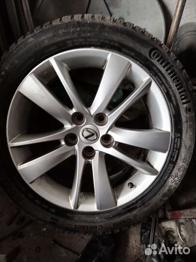 Michelin X-Ice North 3 235/50 R18