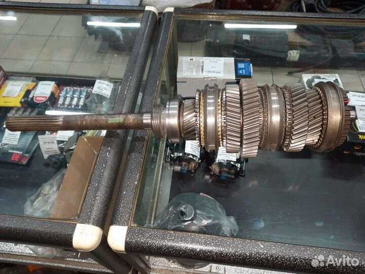 Вал вторичный кпп Газель в сборе