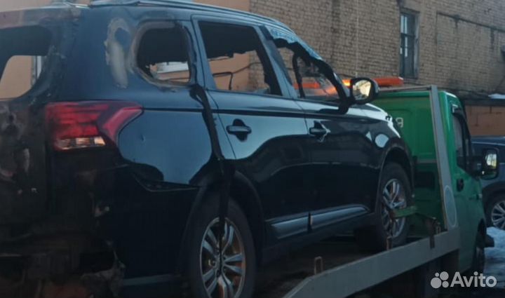 Mitsubishi outlander 3