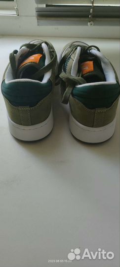 Кроссовки adidas