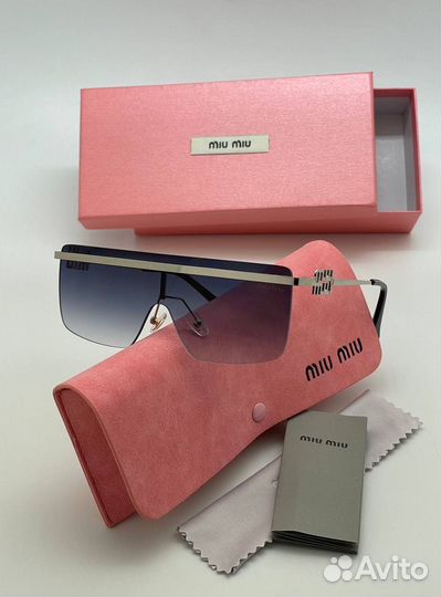 Солнечные очки маска MIU MIU