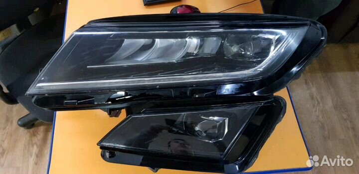 Фара передняя левая Skoda Kodiaq 2016