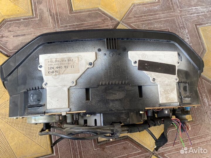 Щиток приборов Mercedes 124 e124 w124