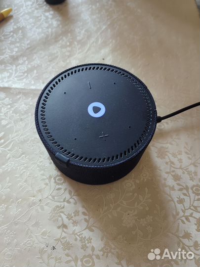 Умная колонка Алиса с часами