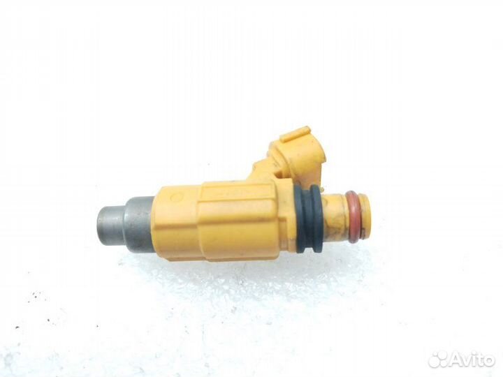 Форсунка топливная Mitsubishi Galant 8 2.0 4G63