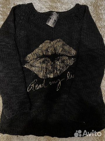 Свитер кофта