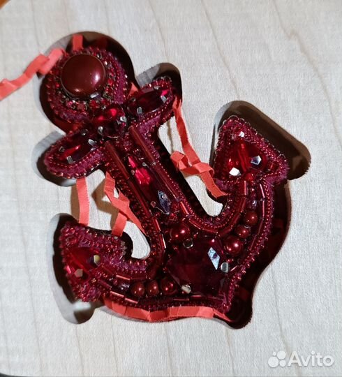 Брошь ручной работы якорь