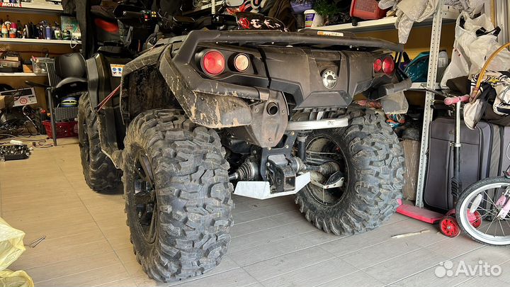Квадроцикл BRP Can-am 650 max xt
