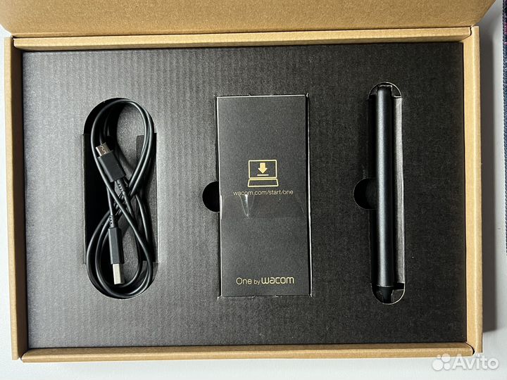 Графический планшет Wacom One By Wacom Medium