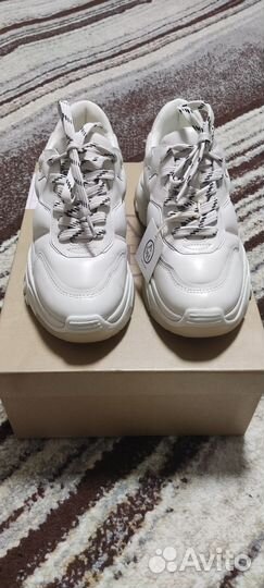 Кроссовки женские 37 размер натуральная кожа