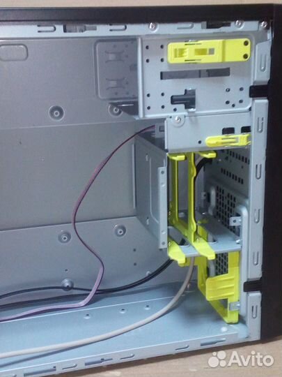 Корпус mATX InWin EFS052