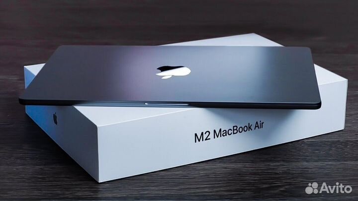 Macbook air 13 m2 256