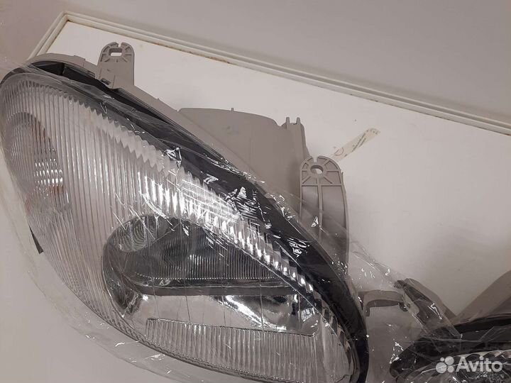 Правая фара Chevrolet lanos
