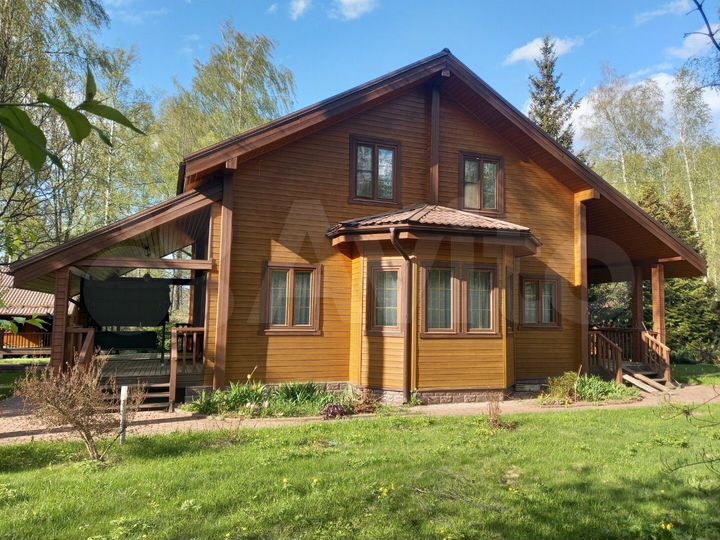 Дом 224,5 м² на участке 20 сот.