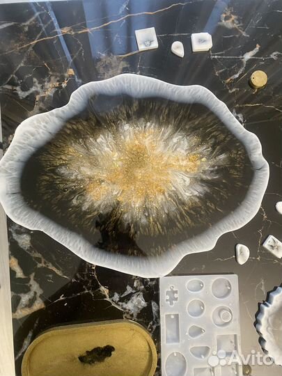 Универсалеый поднос из смолы