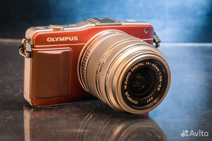 Olympus pen E-PM2 + M10