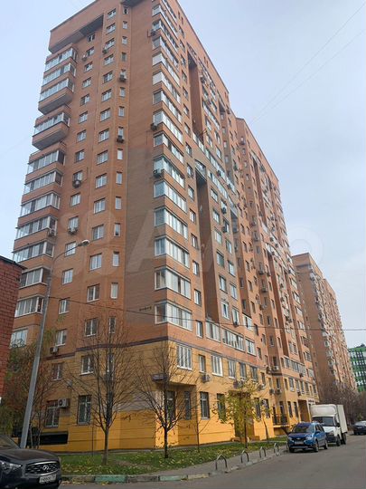 3-к. квартира, 73 м², 2/17 эт.