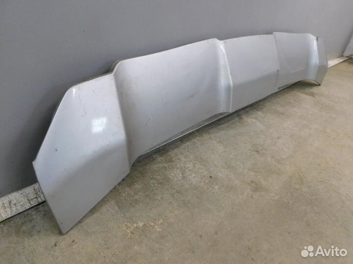 Накладка переднего бампера Lexus LX570