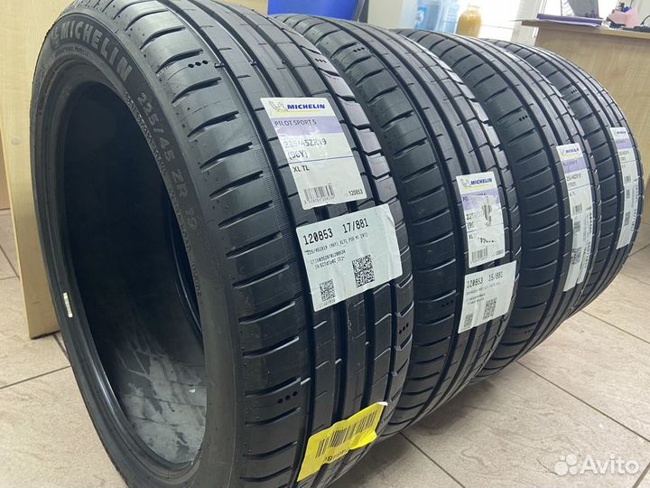 Michelin Pilot Sport 5 225/45 R19 и 255/40 R19