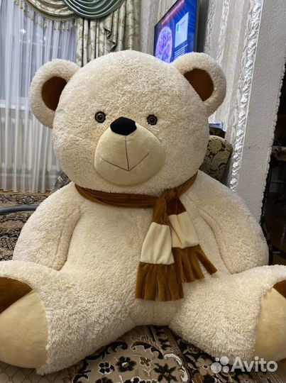 Плюшевый медведь