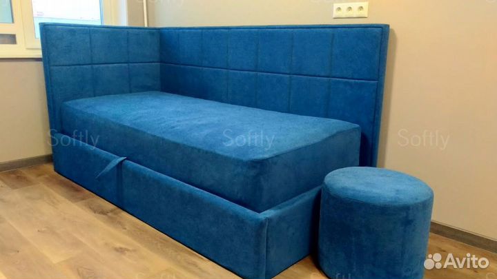 Детская кровать с мягкой спинкой