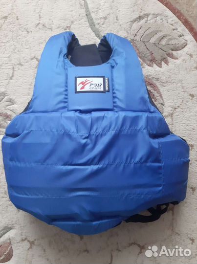 Жилет для единоборств