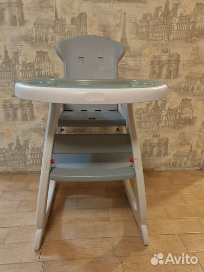 Детский стульчик для кормления