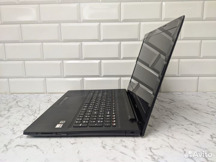 Ноутбук Lenovo